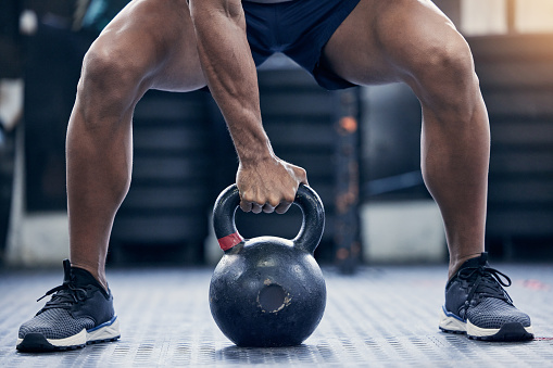 4 beneficios increíbles de los columpios de Kettlebell 4 beneficios increíbles de los columpios de Kettlebell