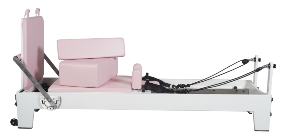 Equipo de pilates rosa de roble blanco pintado