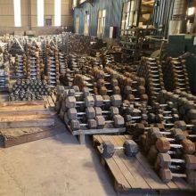 Material de mancuernas y barra: conjuntos de mancuernas y barras al por mayor. Materiales de mancuernas y barra: mezcla de arena de hierro de cemento, hierro fundido, acero inoxidable, etc. Los materiales específicos utilizados pueden variar según el fabricante y la línea de productos. Al elegir un conjunto de mancuernas y barra, tome objetivos de acondicionamiento físico, presupuesto y la calidad y durabilidad de los materiales en consideración, para seleccionar el conjunto comercial correcto de pesas y barra.