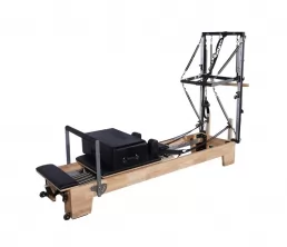 Reformador de pilates de madera de roble de lujo con medio trapecio