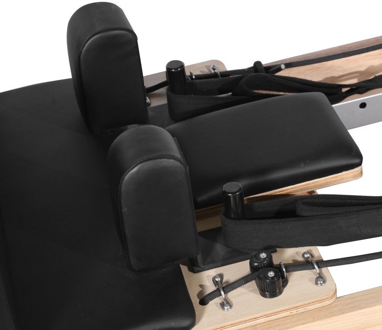 Reformador de pilates de madera de roble de lujo con medio trapecio