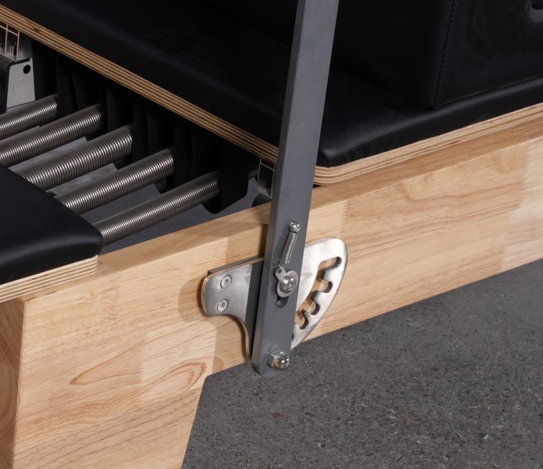 Reformador de pilates de madera de roble de lujo con medio trapecio